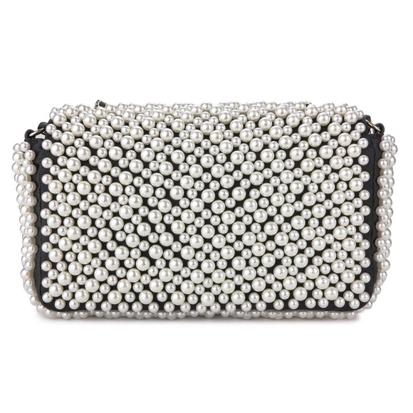 CHANEL Mini Pearl Flap Bag - Picture 5 of 11